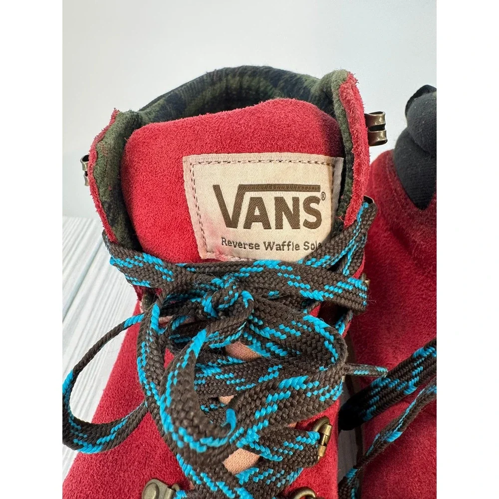 Vans‎ V7064 Red Suede Hiking Boots Men's 7 Women's 8.5 Reverse Waffle Sole